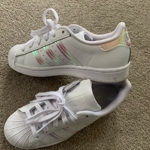 Girls Adidas sneaker